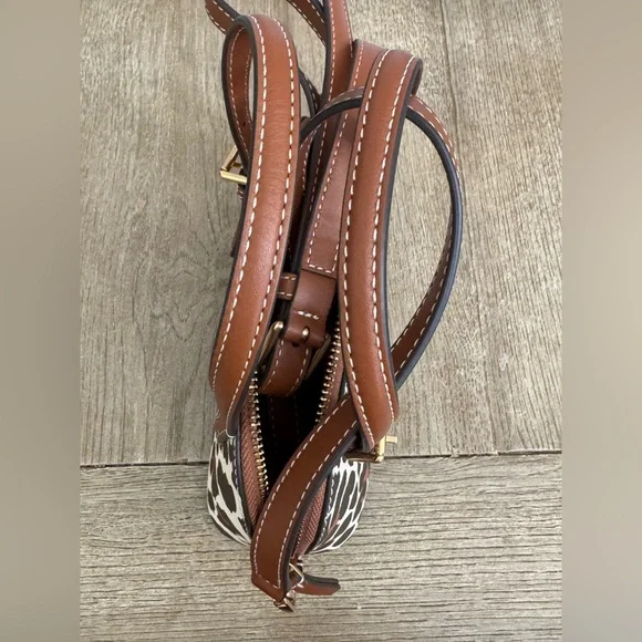 Tory Burch Emerson dome crossbody bag NWOT - Picture 17 of 17